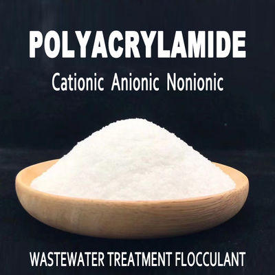 Przemysłowy flokulant ściekowy w proszku Biały chemiczny poliakrylamid PAM